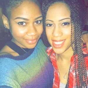 Meet your Posher, Chanel